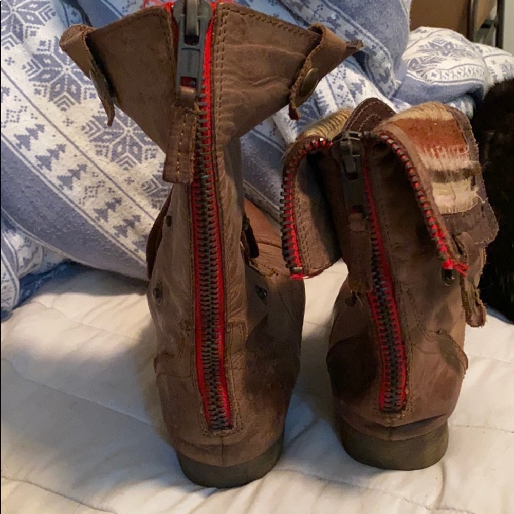 Steve Madden Rustic Boots - Picture 2 of 4